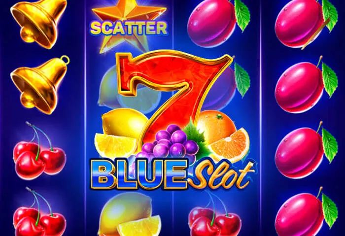 Mcluck Casino mobile app interface showing free slot games on a smartphone.
